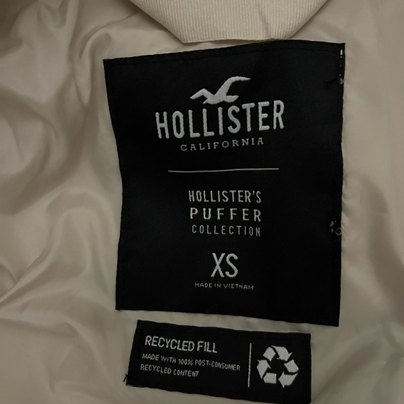 Hollister Puffer cropped jacket NEW - Picture 2 of 2